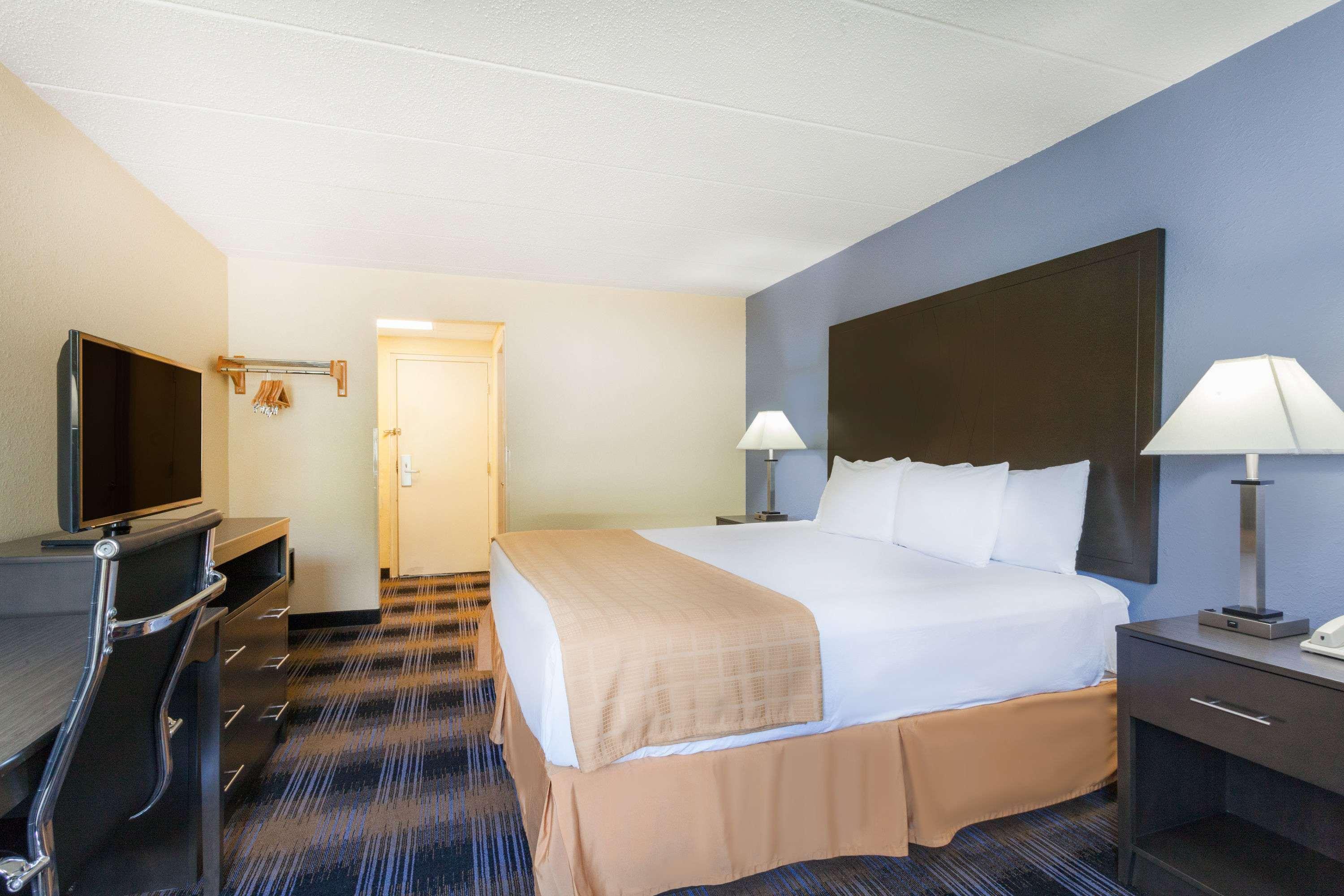 Days Inn By Wyndham Wilkes Barre Dış mekan fotoğraf