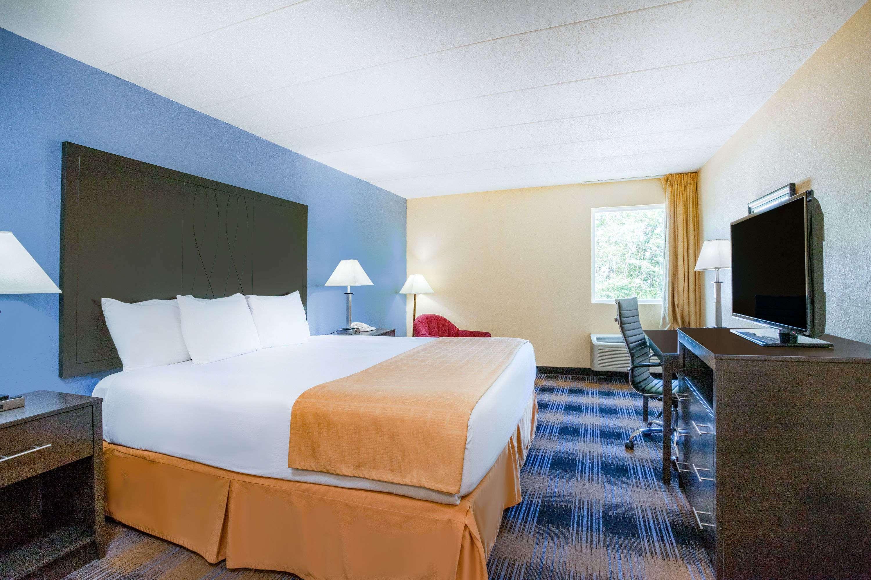 Days Inn By Wyndham Wilkes Barre Dış mekan fotoğraf
