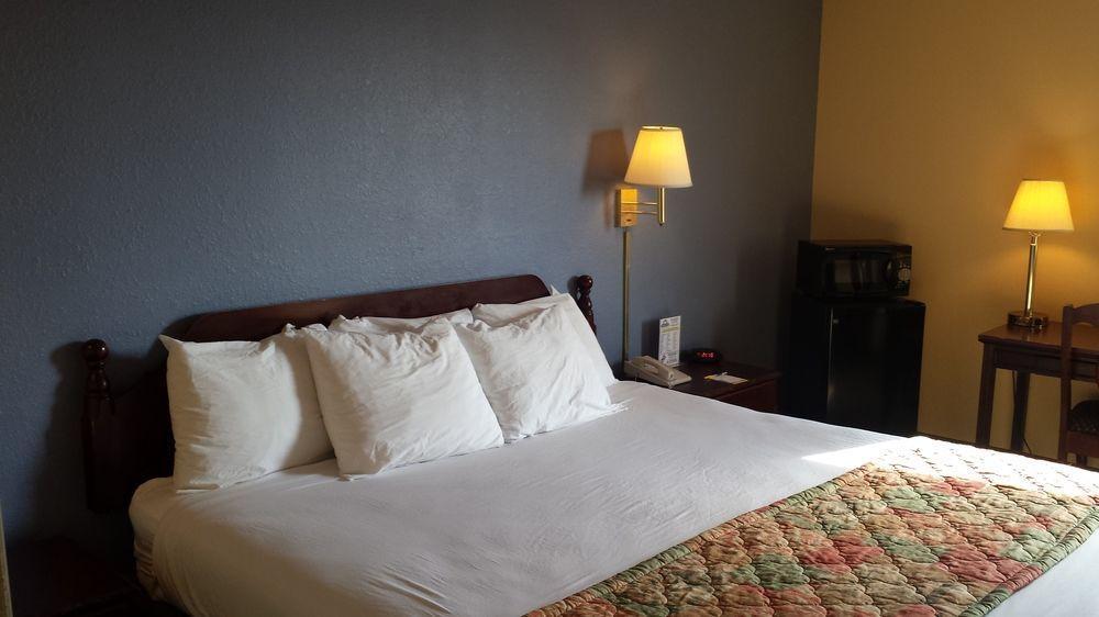 Days Inn By Wyndham Wilkes Barre Dış mekan fotoğraf