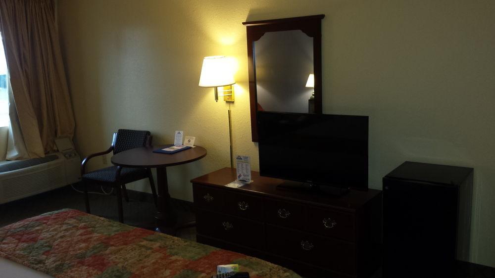Days Inn By Wyndham Wilkes Barre Dış mekan fotoğraf