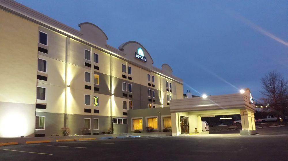 Days Inn By Wyndham Wilkes Barre Dış mekan fotoğraf