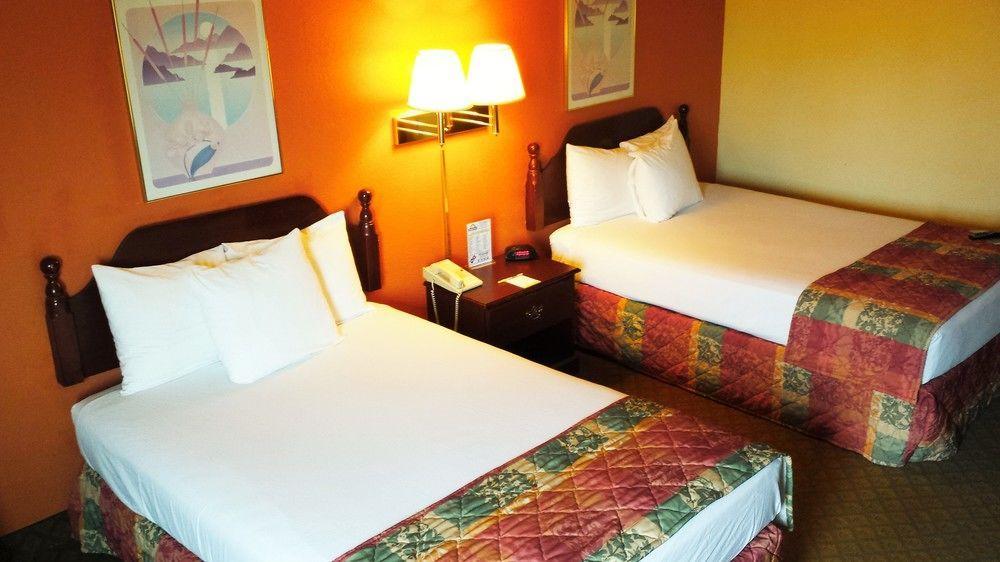 Days Inn By Wyndham Wilkes Barre Dış mekan fotoğraf
